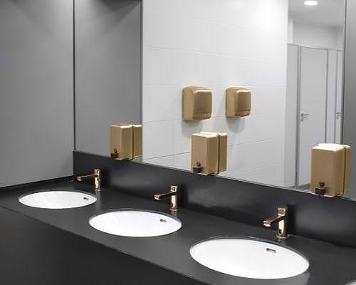 Tips for Choosing a Commercial Bathroom Mirror